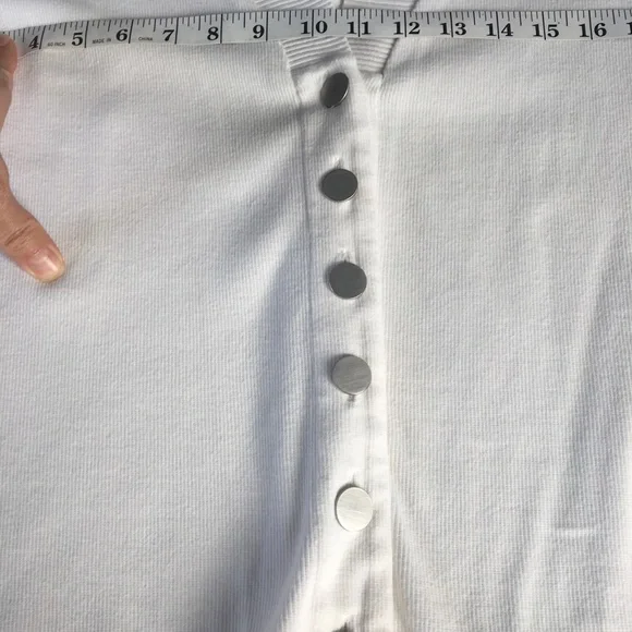 RAFAELLA XL WHITE WITH BRUSHED NICKEL BUTTON DOWN 95% COTTON CARDIGAN - Picture 6 of 10